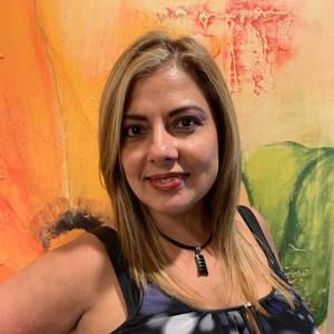 Meet your Posher, Leonora